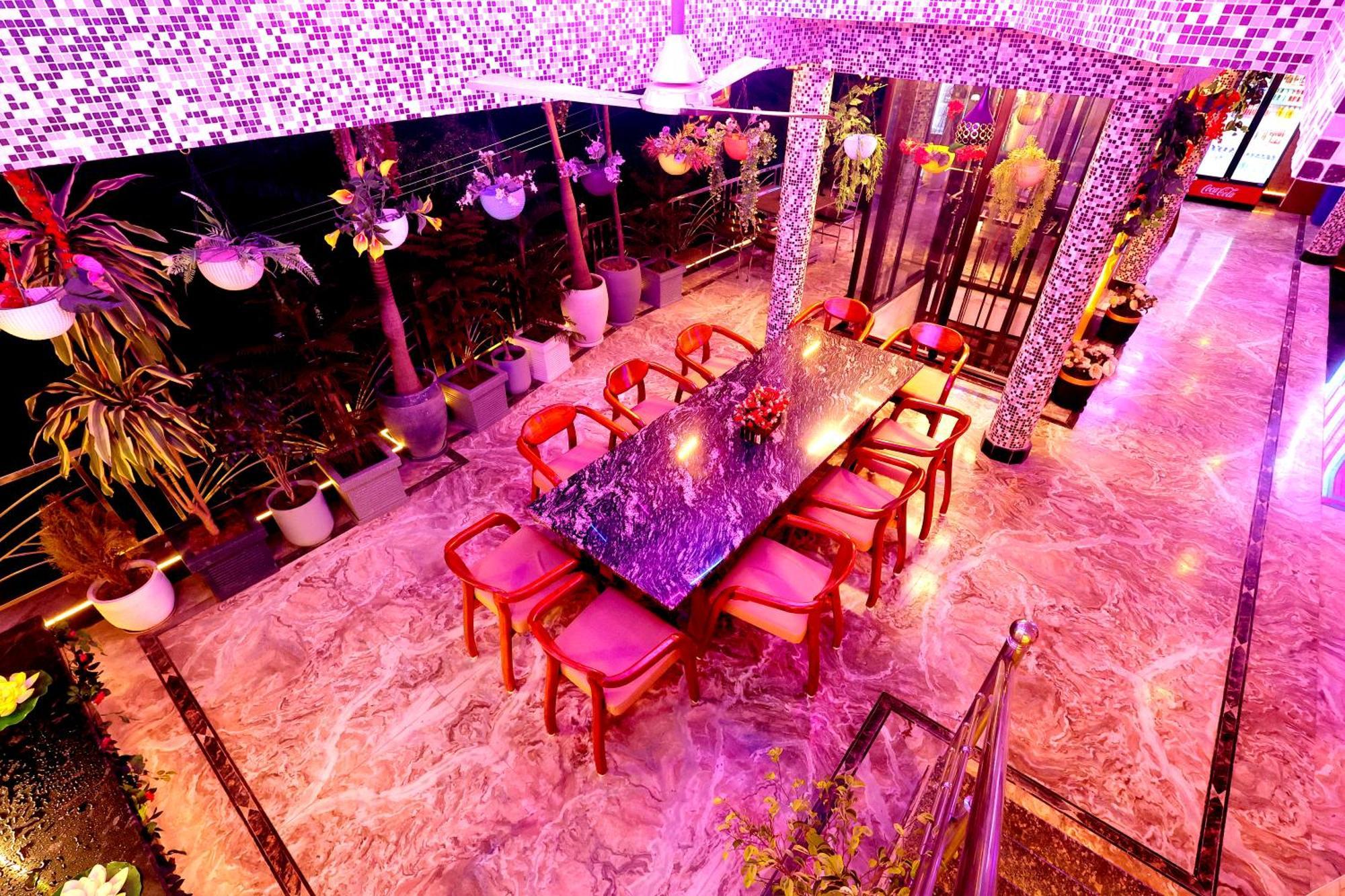 Aman Homestay, A Boutique Hotel Агра Экстерьер фото