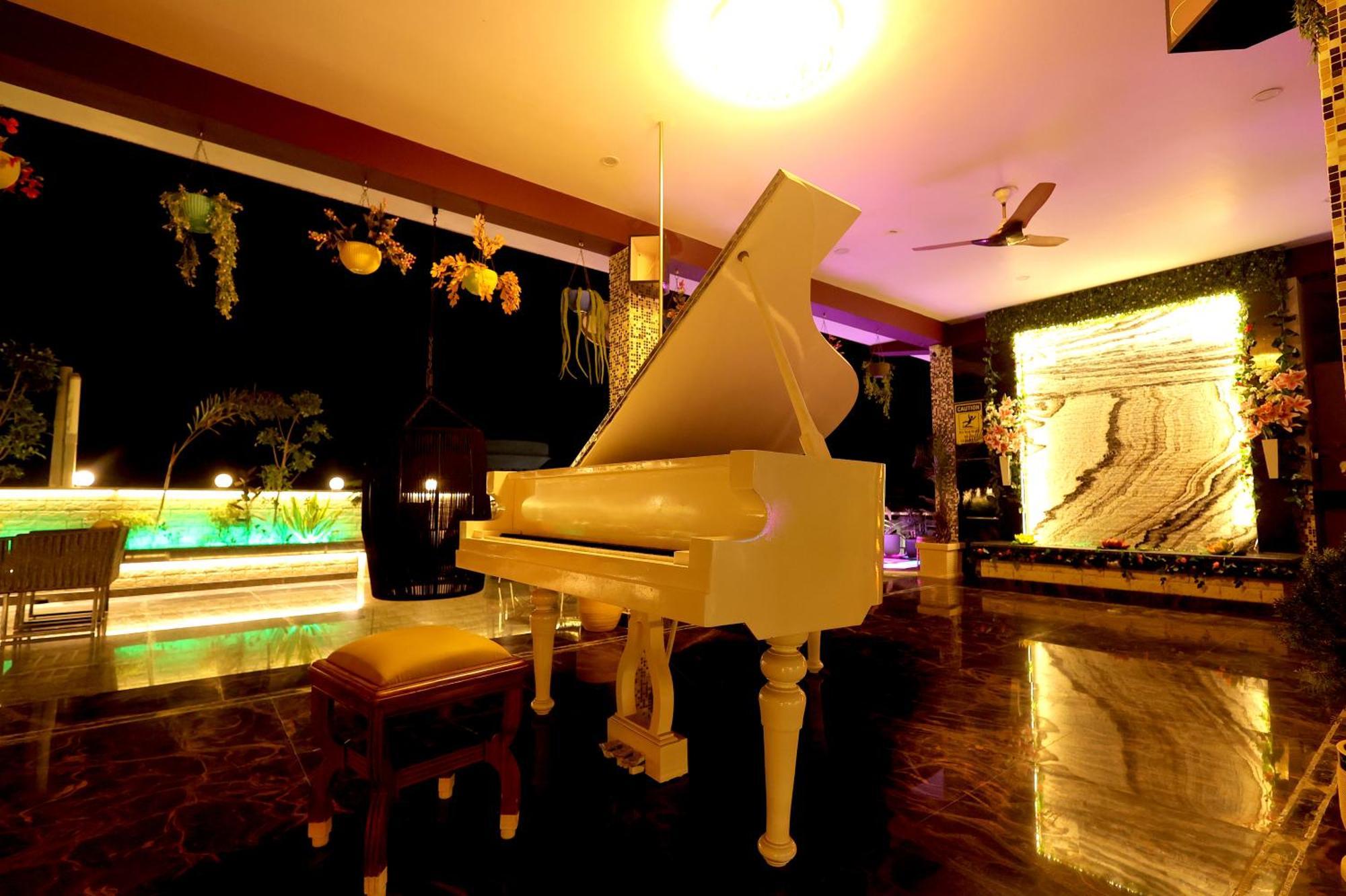 Aman Homestay, A Boutique Hotel Агра Экстерьер фото