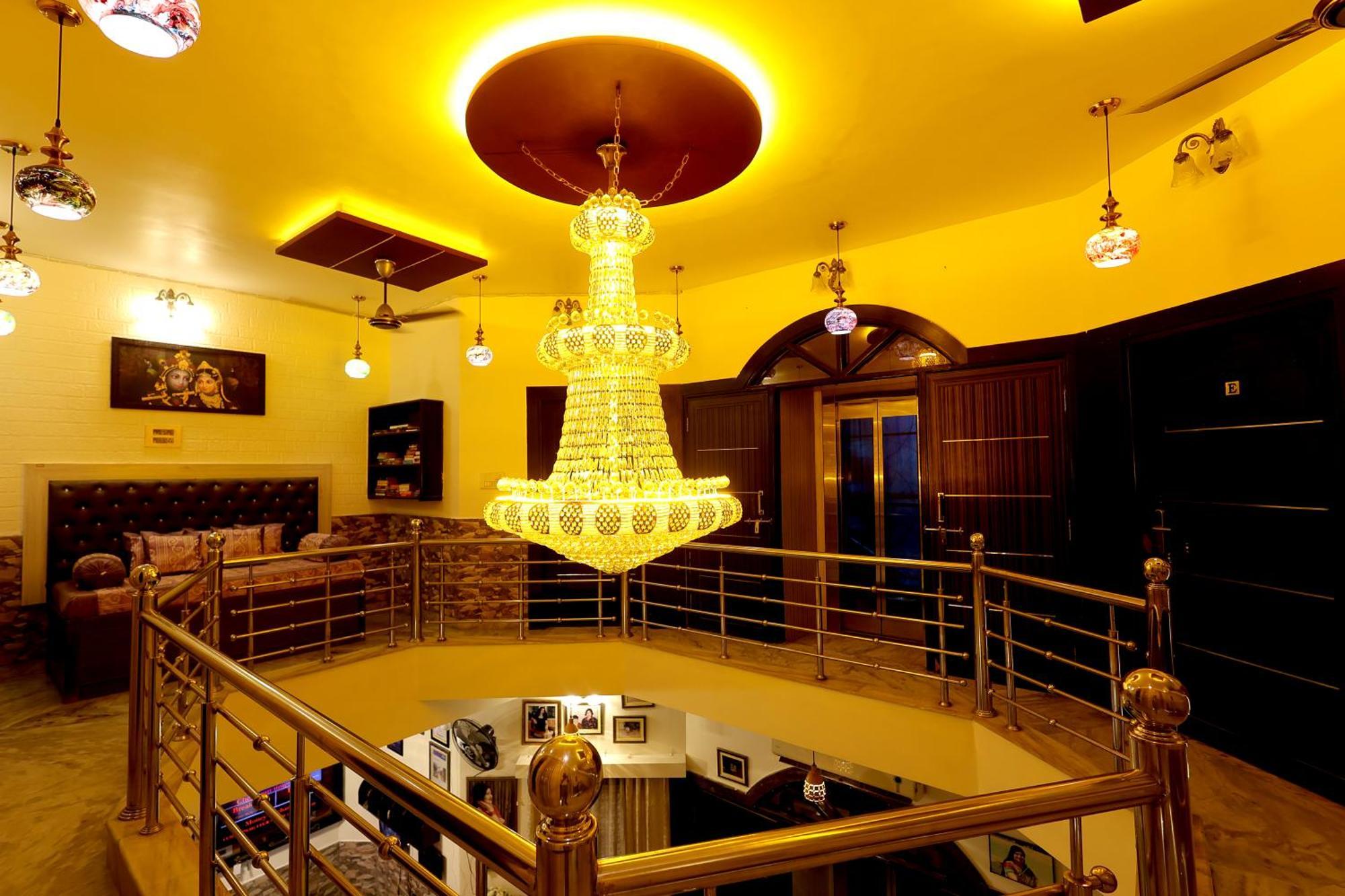 Aman Homestay, A Boutique Hotel Агра Экстерьер фото