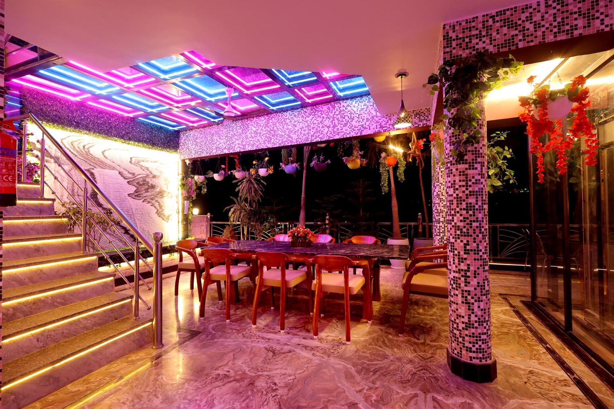Aman Homestay, A Boutique Hotel Агра Экстерьер фото