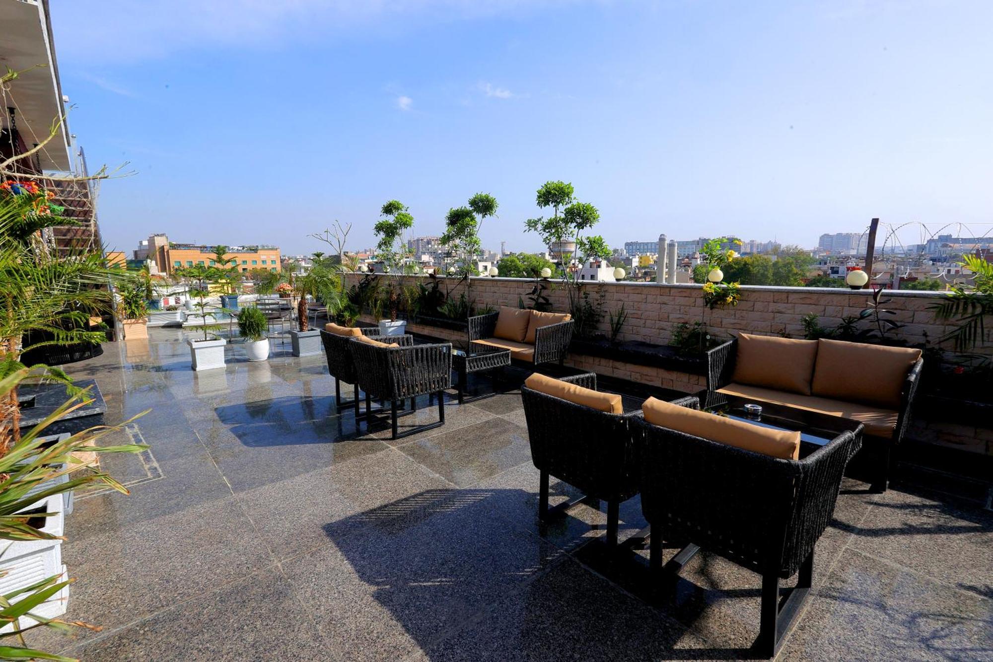 Aman Homestay, A Boutique Hotel Агра Экстерьер фото