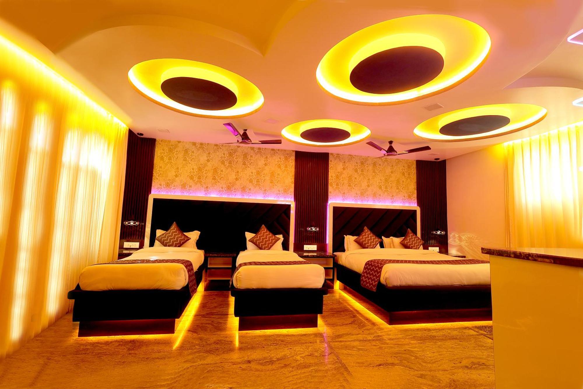 Aman Homestay, A Boutique Hotel Агра Номер фото