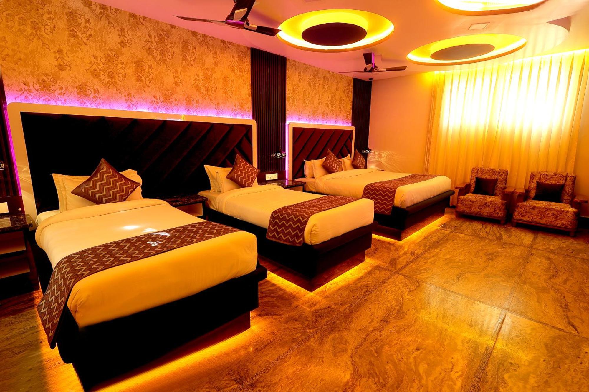 Aman Homestay, A Boutique Hotel Агра Номер фото