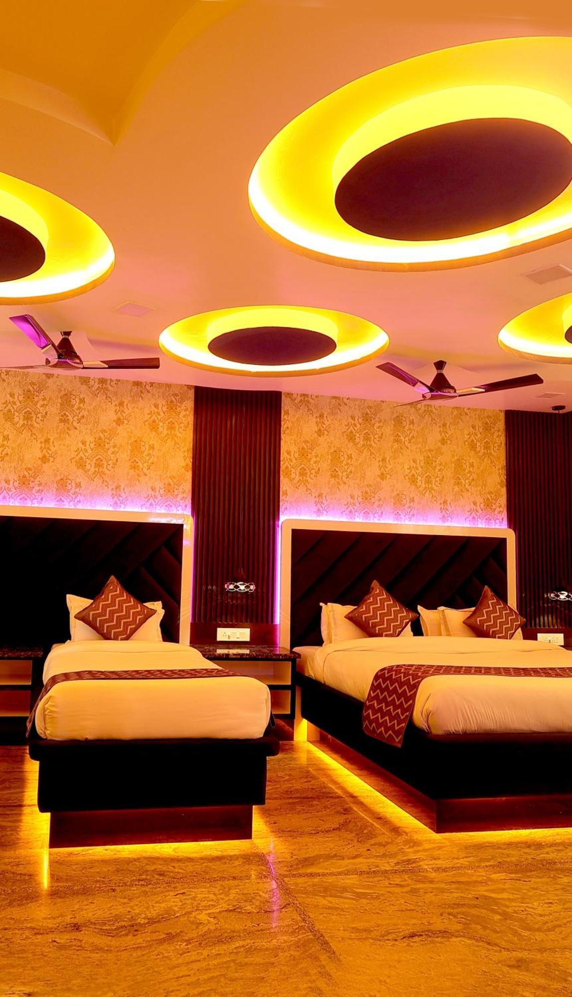 Aman Homestay, A Boutique Hotel Агра Номер фото