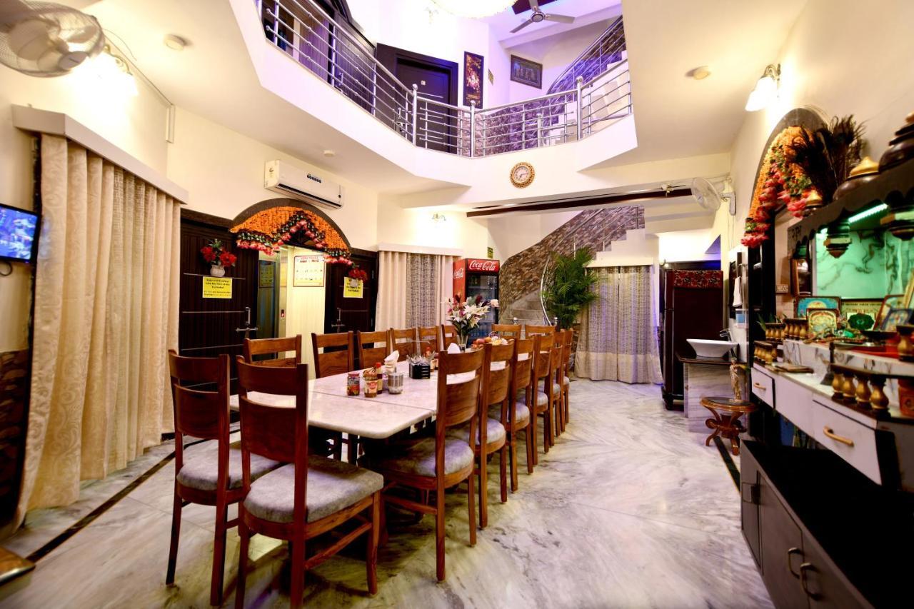 Aman Homestay, A Boutique Hotel Агра Экстерьер фото