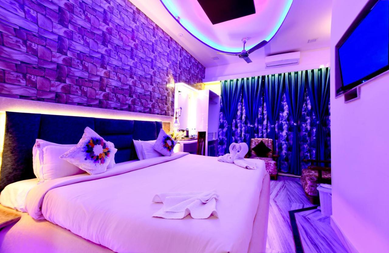 Aman Homestay, A Boutique Hotel Агра Экстерьер фото